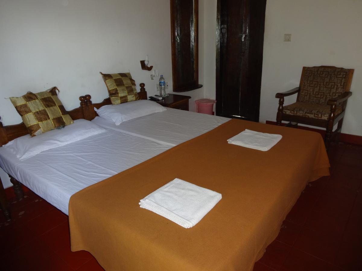 Pozhiyoram Ayurveda Beach Resort Alappuzha المظهر الخارجي الصورة