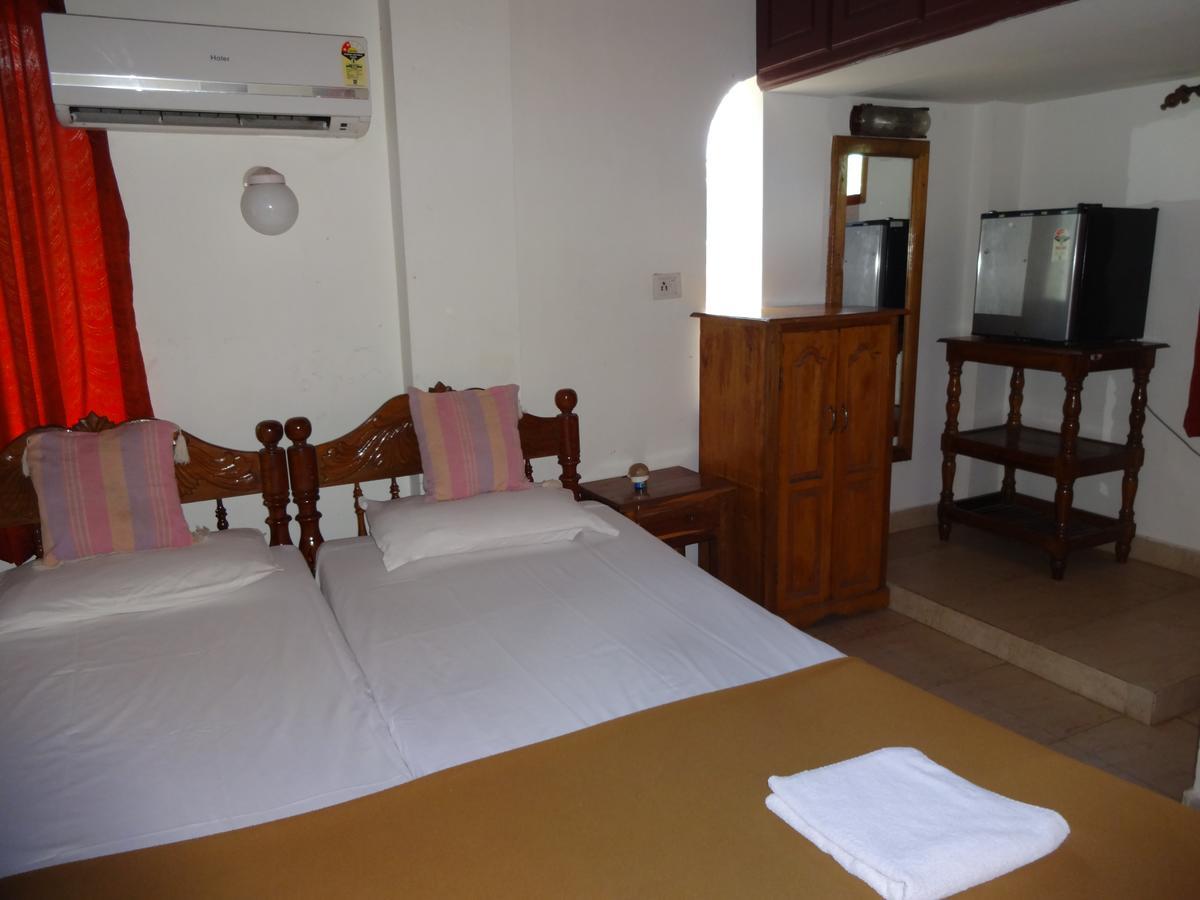 Pozhiyoram Ayurveda Beach Resort Alappuzha المظهر الخارجي الصورة
