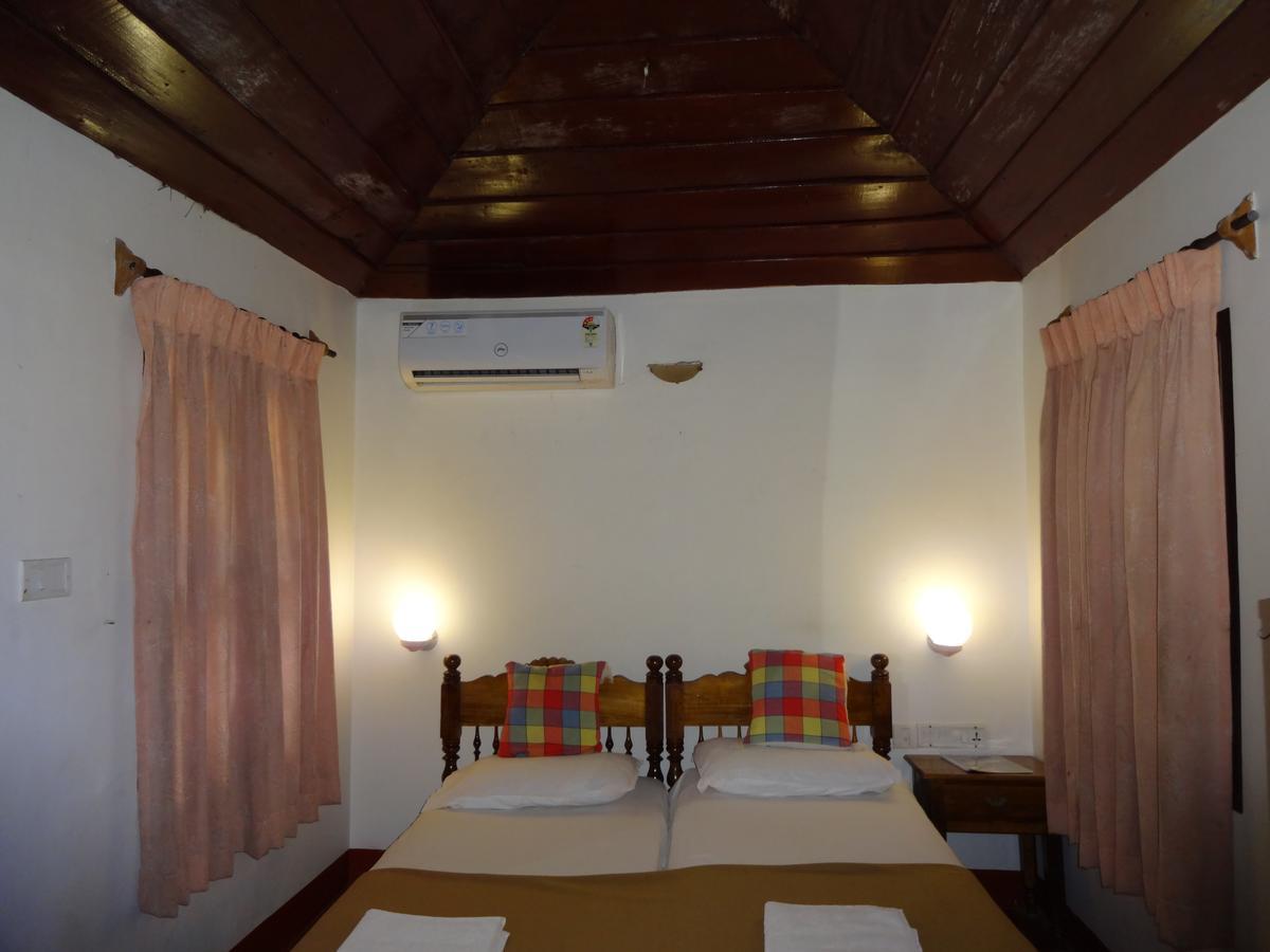 Pozhiyoram Ayurveda Beach Resort Alappuzha المظهر الخارجي الصورة